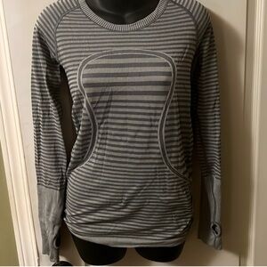 Lululemon gray swiftly tech top